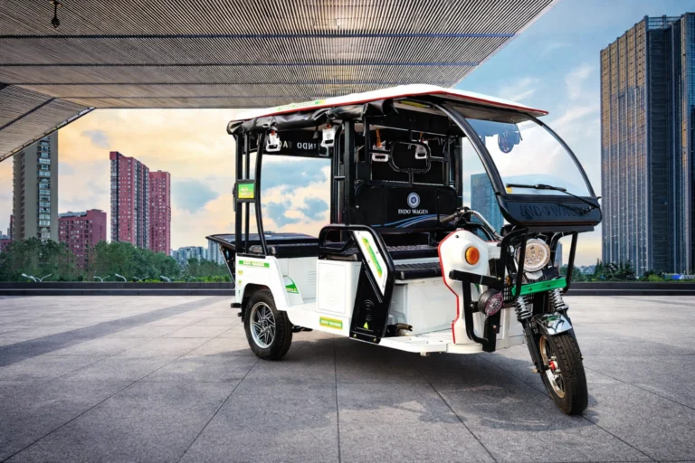 Passenger Car cum Cargo